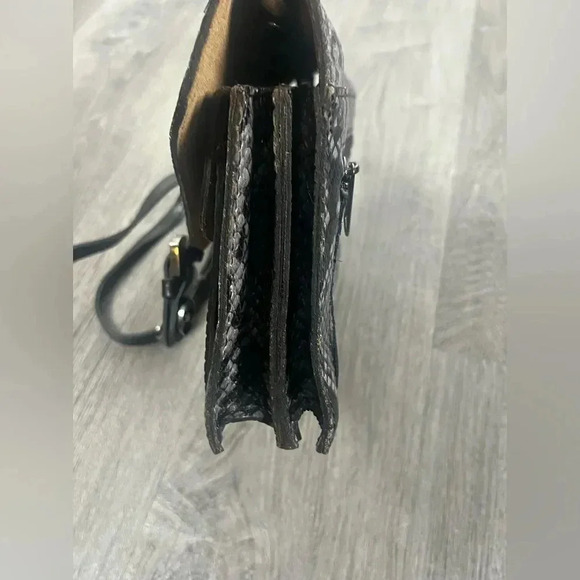 PATRICIA NASH Cassano Italian leather Smoke Python Like New Purse - Picture 3 of 11